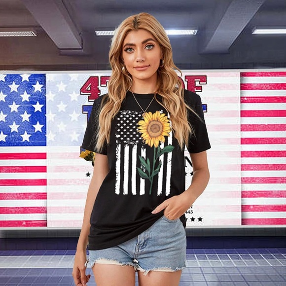 American Flag Shirt Women Graphic Patriotic Tee shirt Large ❤️❤️Posh Pick❤️❤️ - Picture 1 of 5
